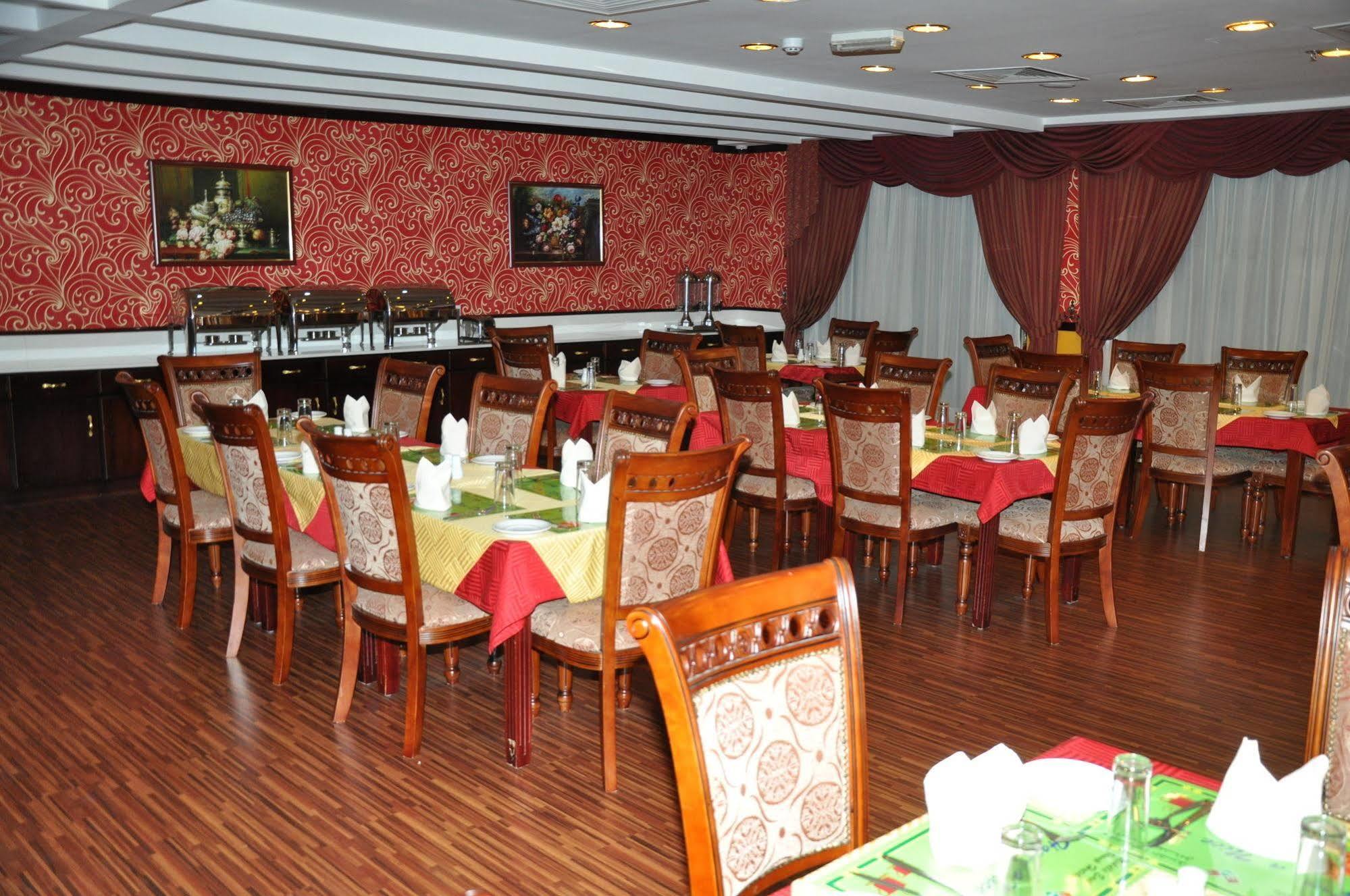 Benta Grand Hotel Llc Dubai Ngoại thất bức ảnh