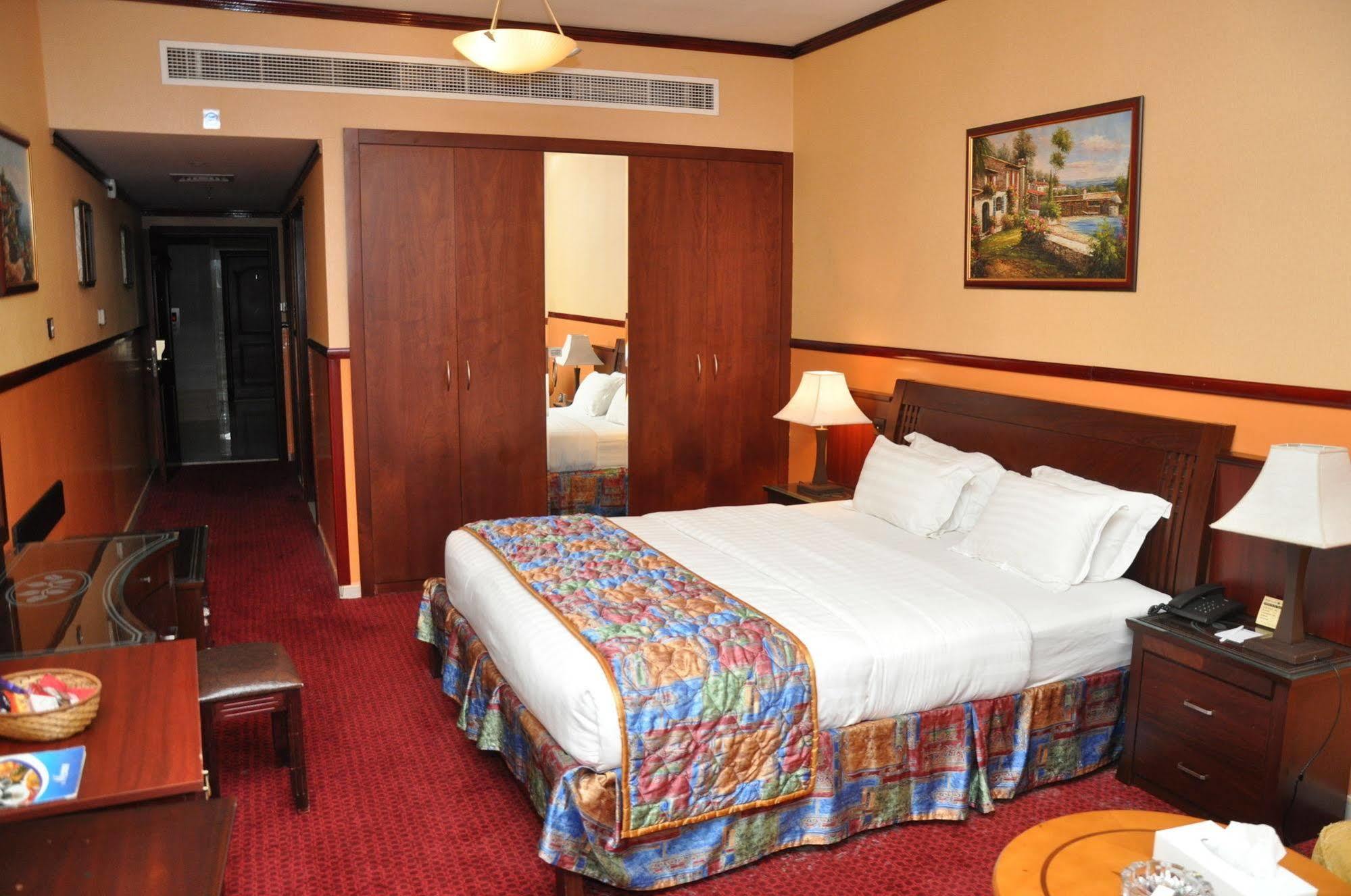 Benta Grand Hotel Llc Dubai Ngoại thất bức ảnh