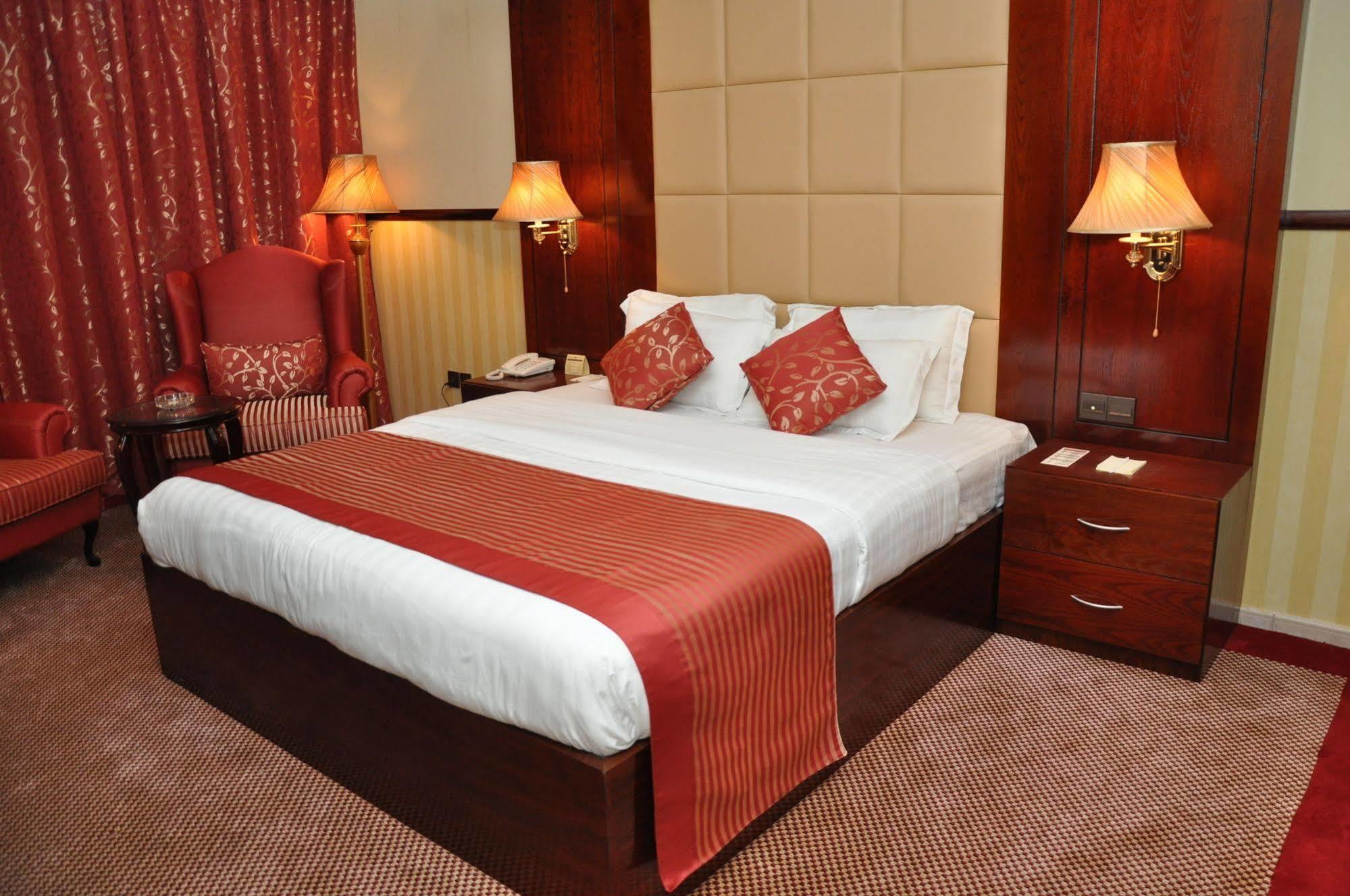 Benta Grand Hotel Llc Dubai Ngoại thất bức ảnh