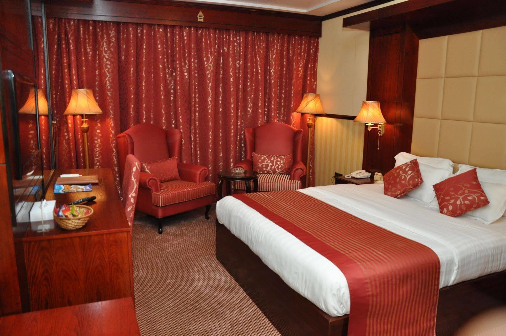 Benta Grand Hotel Llc Dubai Ngoại thất bức ảnh